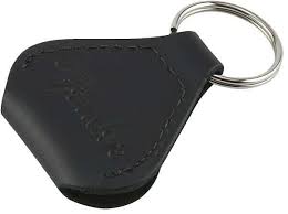 Fender Fender Leather Pick Holder Keychain, Black 9106001606 Buy on Feesheh