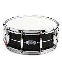 Pearl Pearl Masters Maple Complete 14" x 5.5" Snare Drum, Piano Black With Silver Stripe Finish MCT1455S/C